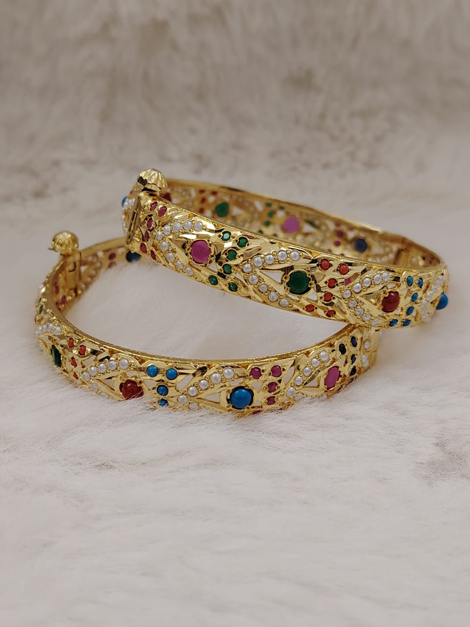 HANDCRAFTED NAVRATNA GEMSTONE KADA SET