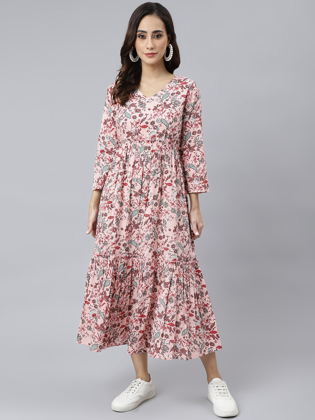 Cotton maxi dress with floral prints in pink