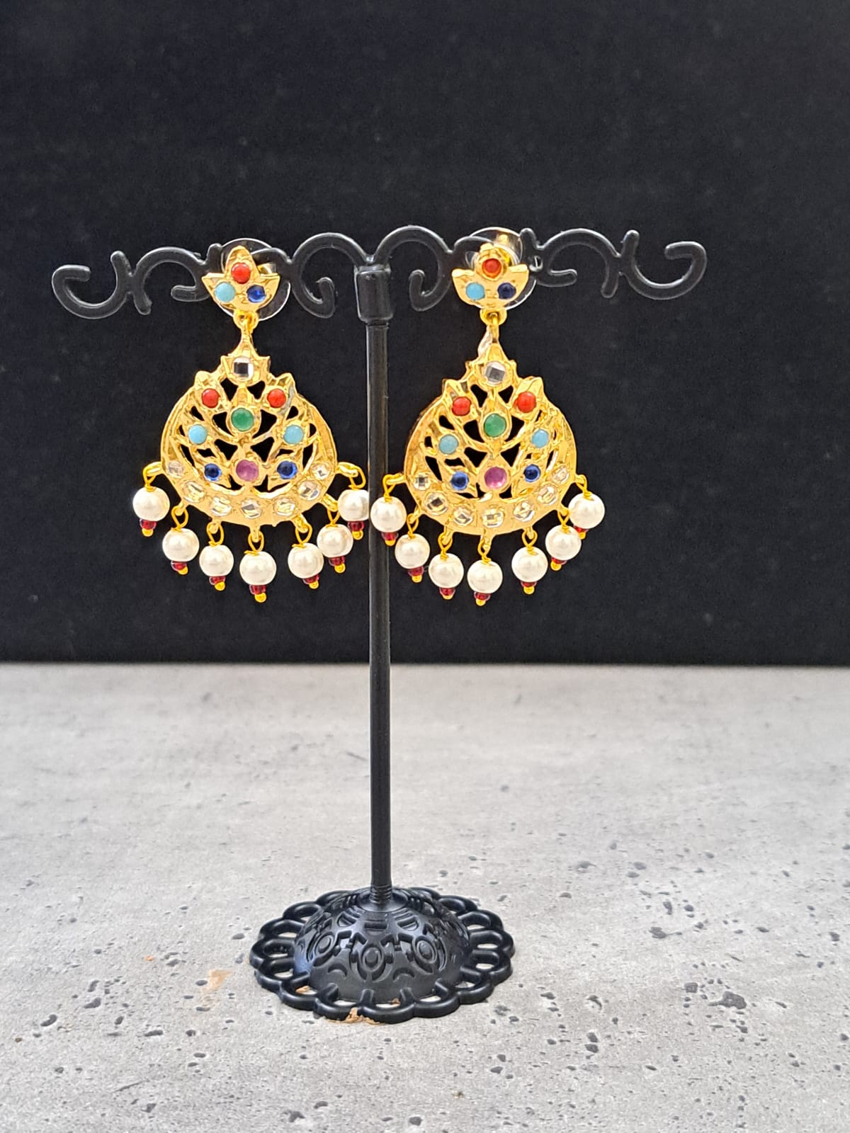 HYDERABADI SMALL SEMI-PRECIOUS STONES AND PEARL HANGINGS