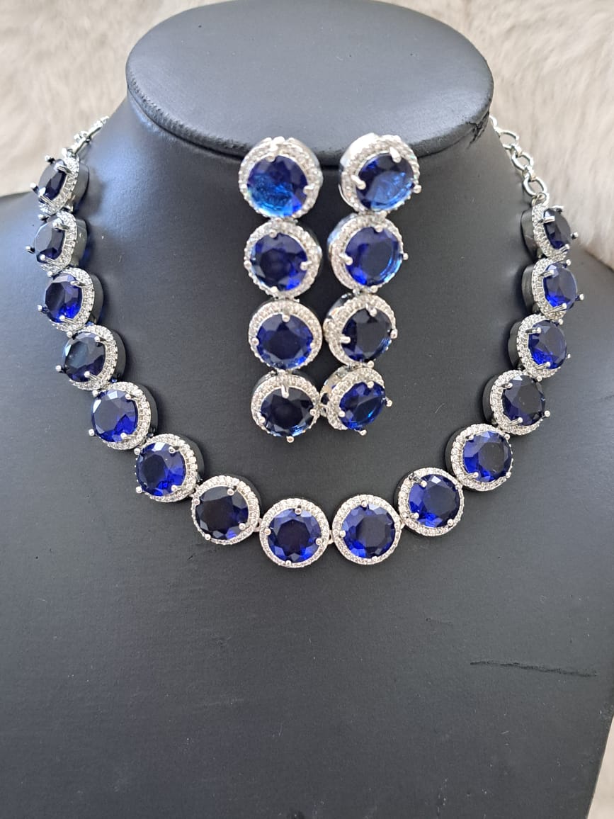 Gorgeous royal blue cubic zircon and american diamonds set