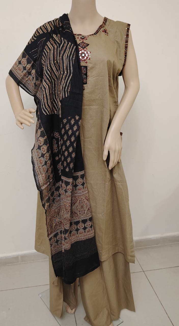 EARTHY AJRAKH MIRROR SALWAAR KAMEEZ SET